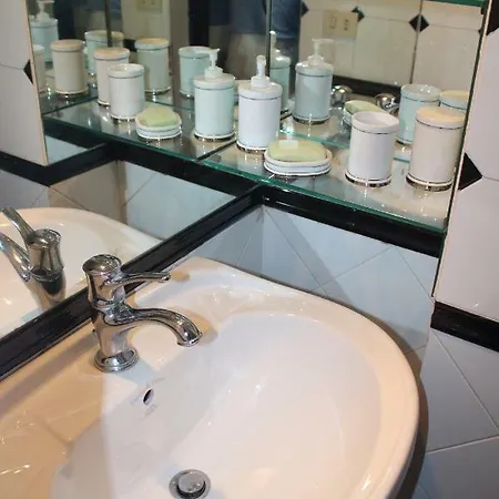 Penelope's House * Rom